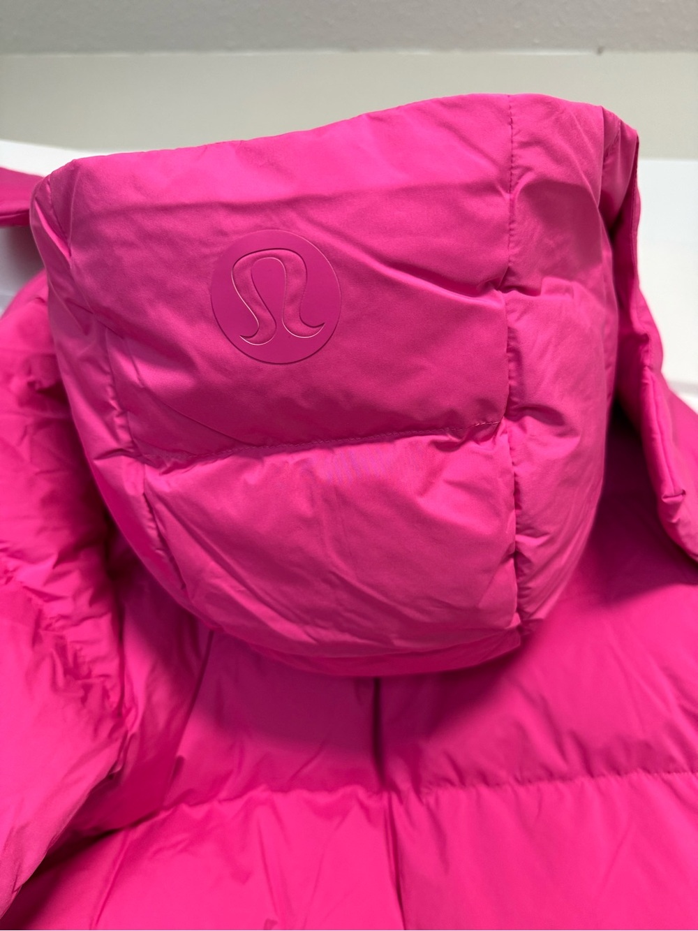 Lululemon Wunder Puff Super-Cropped Jacket Sonic Pink Size 14 - Picture 7 of 10